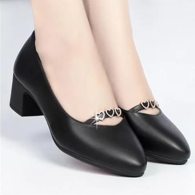 รองเท้าส้นสี่เหลี่ยมสีดำ Comfo - Women Shoes Zara บทวิจารณ์และราคา