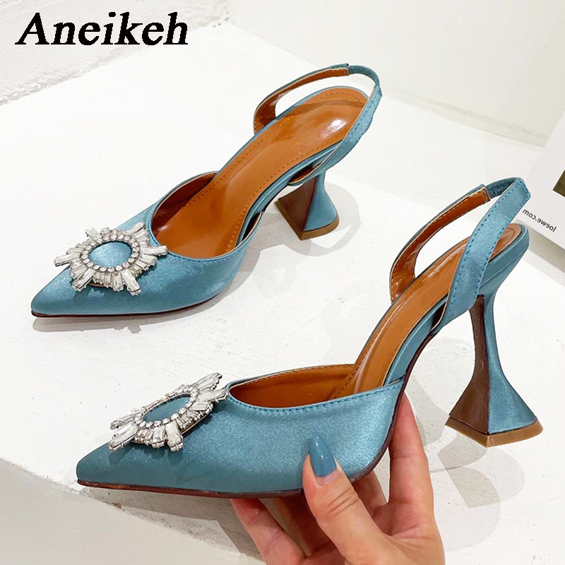 Aneikeh ยี่ห้อผู้หญิงผ้าไหมรอง - Women Shoes Zara บทวิจารณ์และราคา