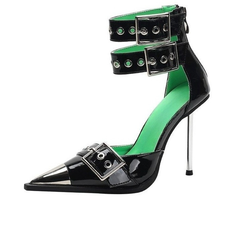รองเท้าส้นเข็มปลายแหลมโลหะประด - Platform Mule Heel บทวิจารณ์และราคา